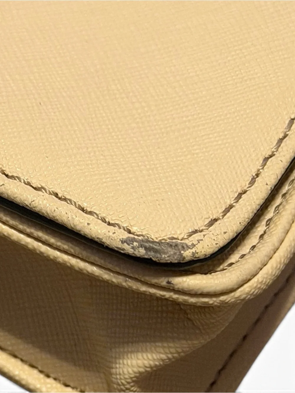 Tignanello Pale Yellow Crossbody Wallet w/call outs (corners&strap)